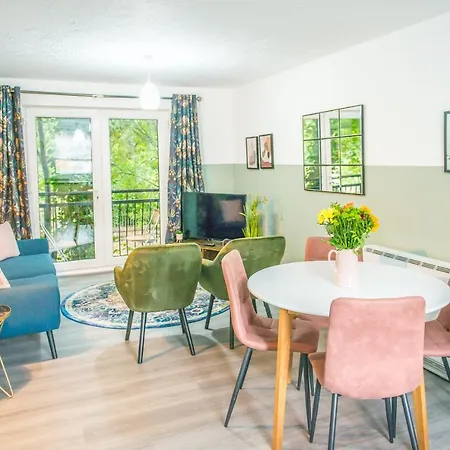 Pipkin Place Serviced Apartment Coventry Exterior photo