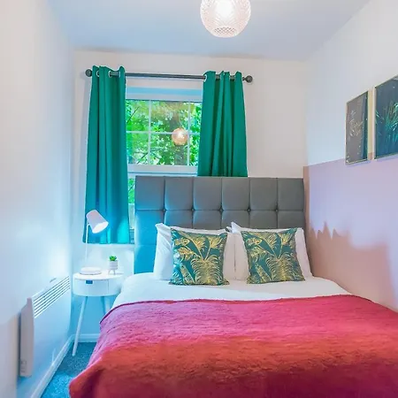 Pipkin Place Serviced Apartment Coventry Exterior photo